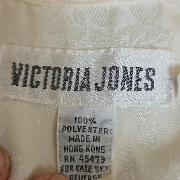 VICTORIA JONES BLOUSE - Picture 5 of 7